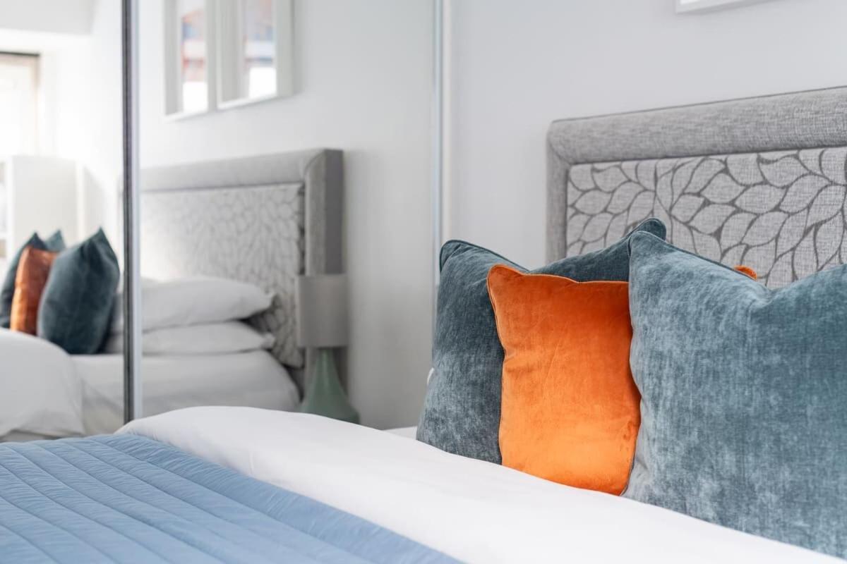 City Center,2 Bedroom Apartment With Parking CBG Buitenkant foto