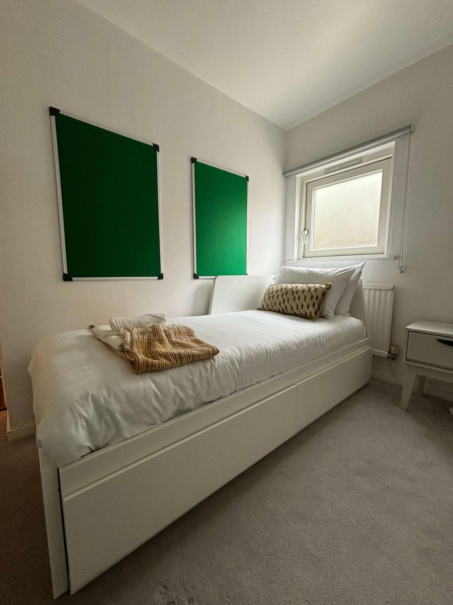 City Center,2 Bedroom Apartment With Parking CBG Buitenkant foto